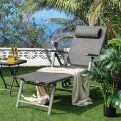 Tangkula Patio Recliner Chair Outdoor Adjustable Folding Chaise Lounge Chair W/ 2 Wheels
